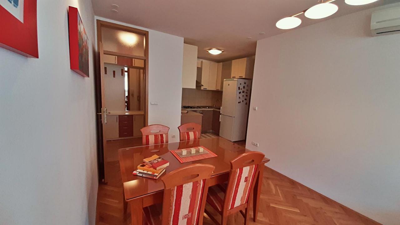 Apartment Jen Омиш Экстерьер фото