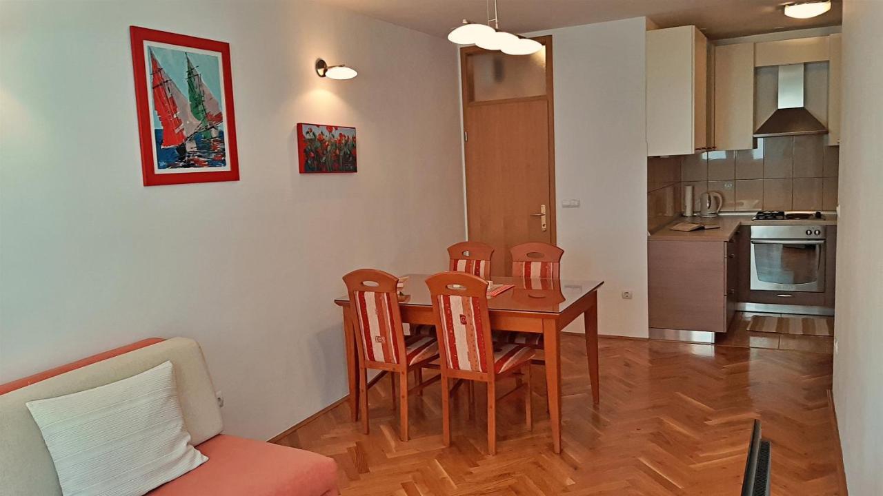 Apartment Jen Омиш Экстерьер фото