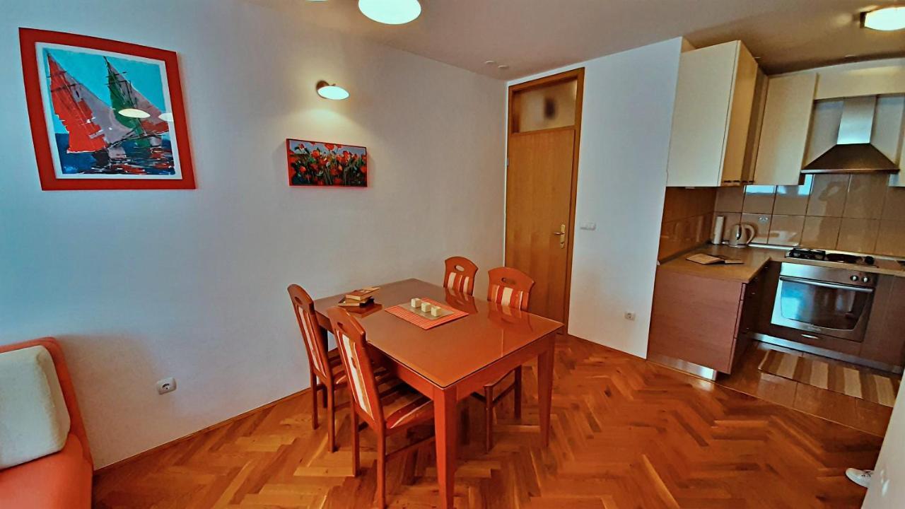 Apartment Jen Омиш Экстерьер фото